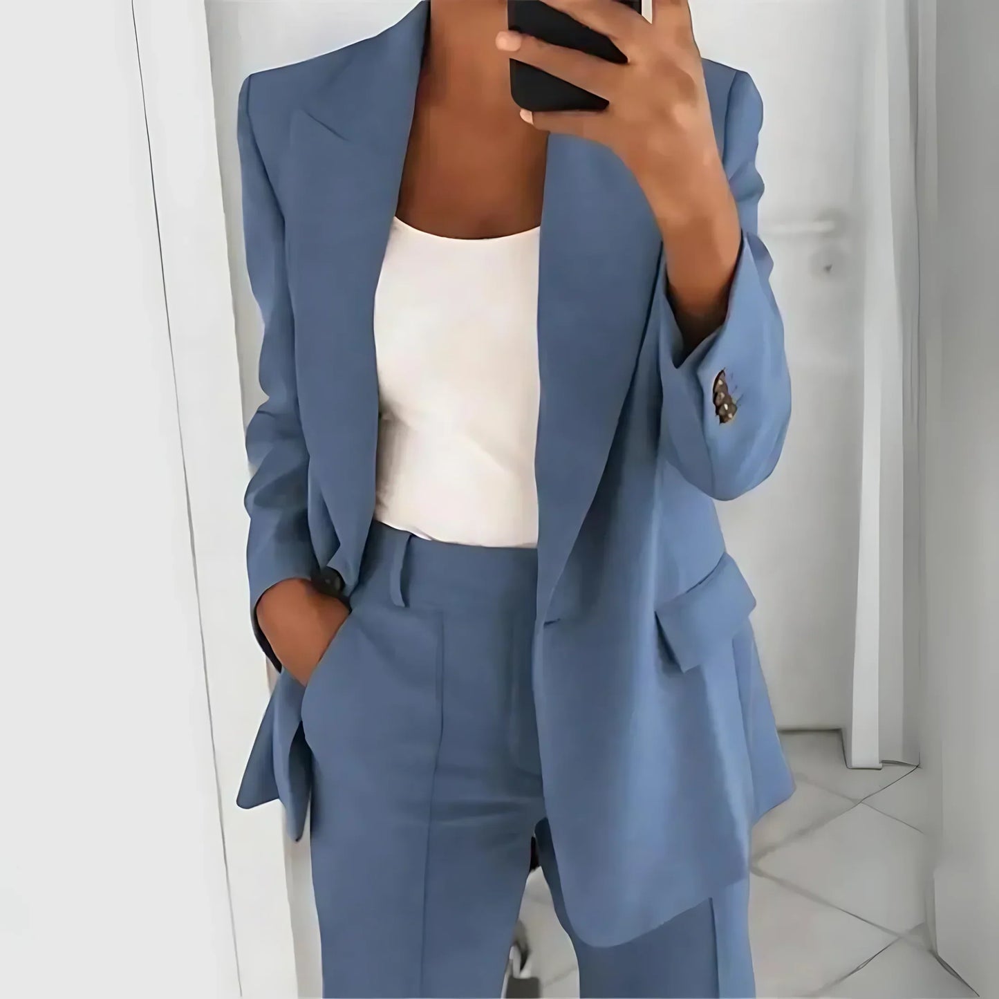 Élise – Ensemble blazer et pantalon en tricot