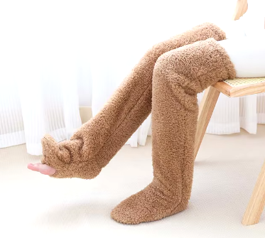 Eleanor - Chaussettes d’hiver en peluche jusqu’aux genoux